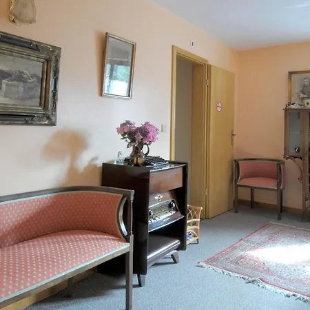 Restaurant La Ferme De Grambais Νιβέλ