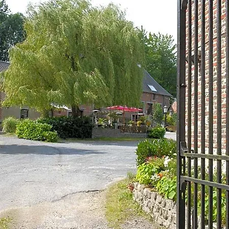 Hotell Restaurant La Ferme De Grambais