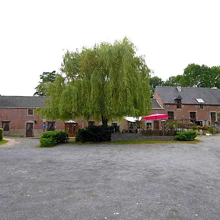 Restaurant La Ferme De Grambais Hotell 2*