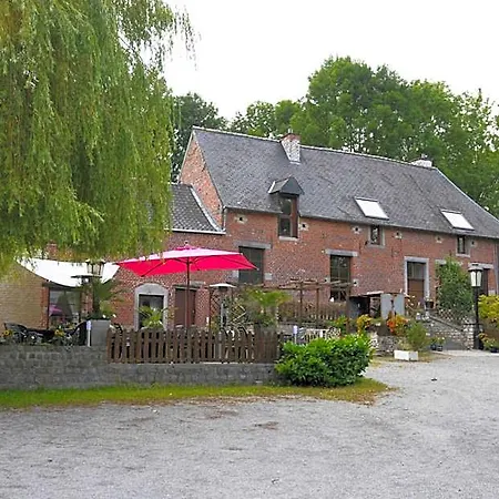 Hotell Restaurant La Ferme De Grambais 2*