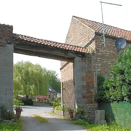Hotell Restaurant La Ferme De Grambais