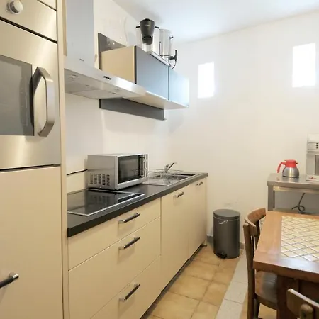 Restaurant La Ferme De Grambais Νιβέλ