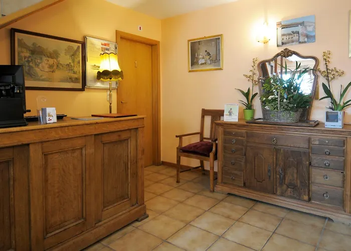 Restaurant La Ferme De Grambais Hotel